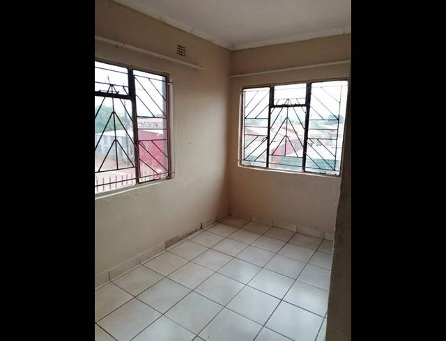 10 BEDROOM HOUSE FOR SALE IN SOSHANGUVE INDUSTRIAL